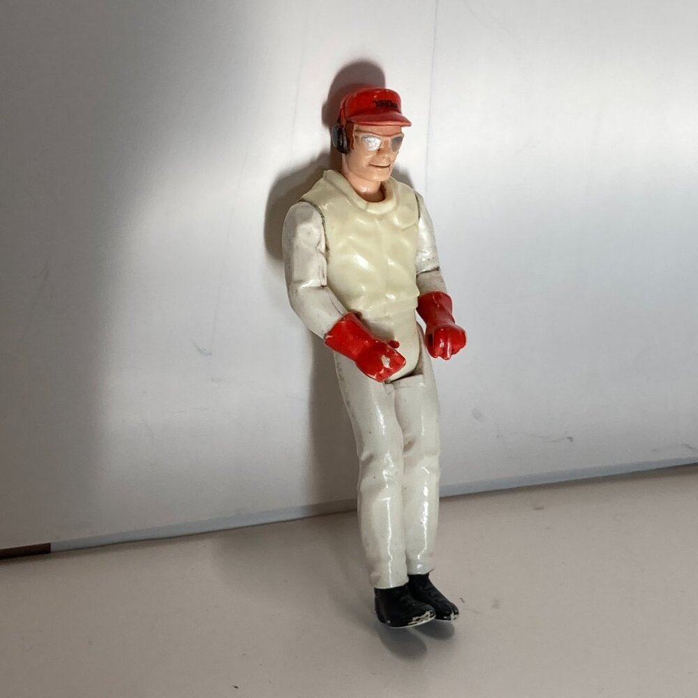 5/$35 Vintage 1979 Tonka Play People Pilot White Jumpsuit Red Tonka Hat Gloves
